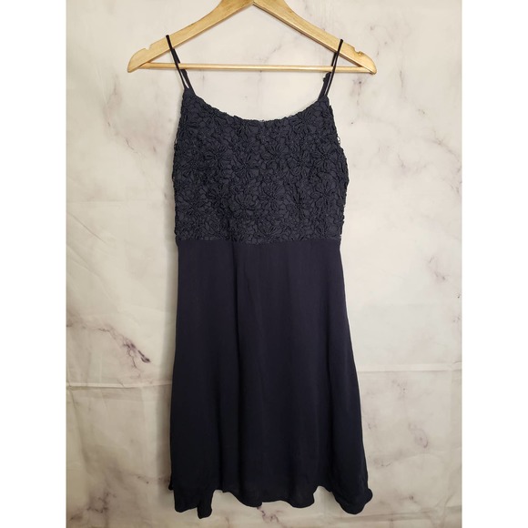 ALTAR'D STATE Blue Lace Floral Bow Back Flowy Mini Dress M - Picture 1 of 9